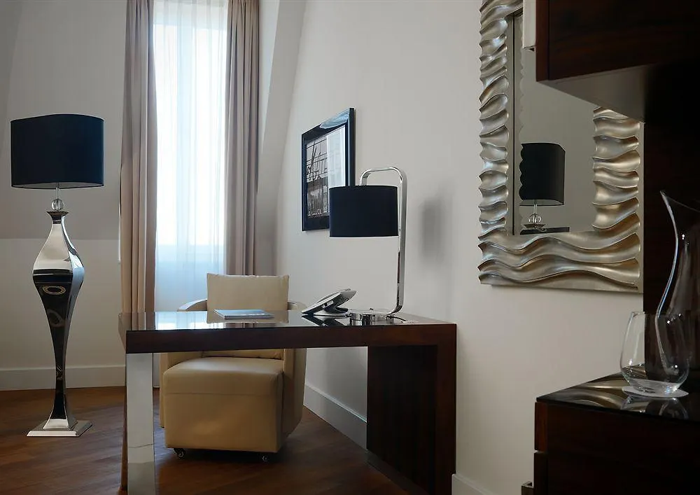 Roomers Berlin Steinplatz, Autograph Collection Hotel
