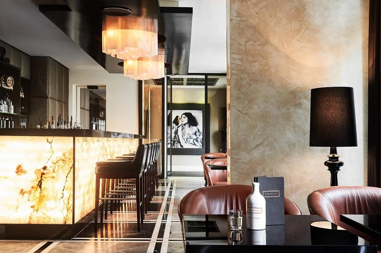 فندق Roomers Berlin Steinplatz, Autograph Collection