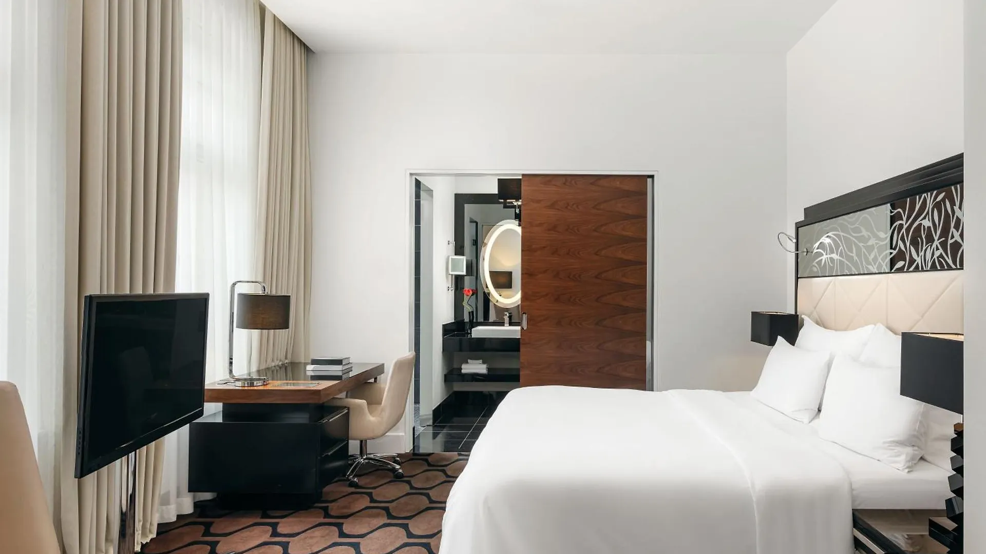 ***** فندق Roomers Berlin Steinplatz, Autograph Collection ألمانيا