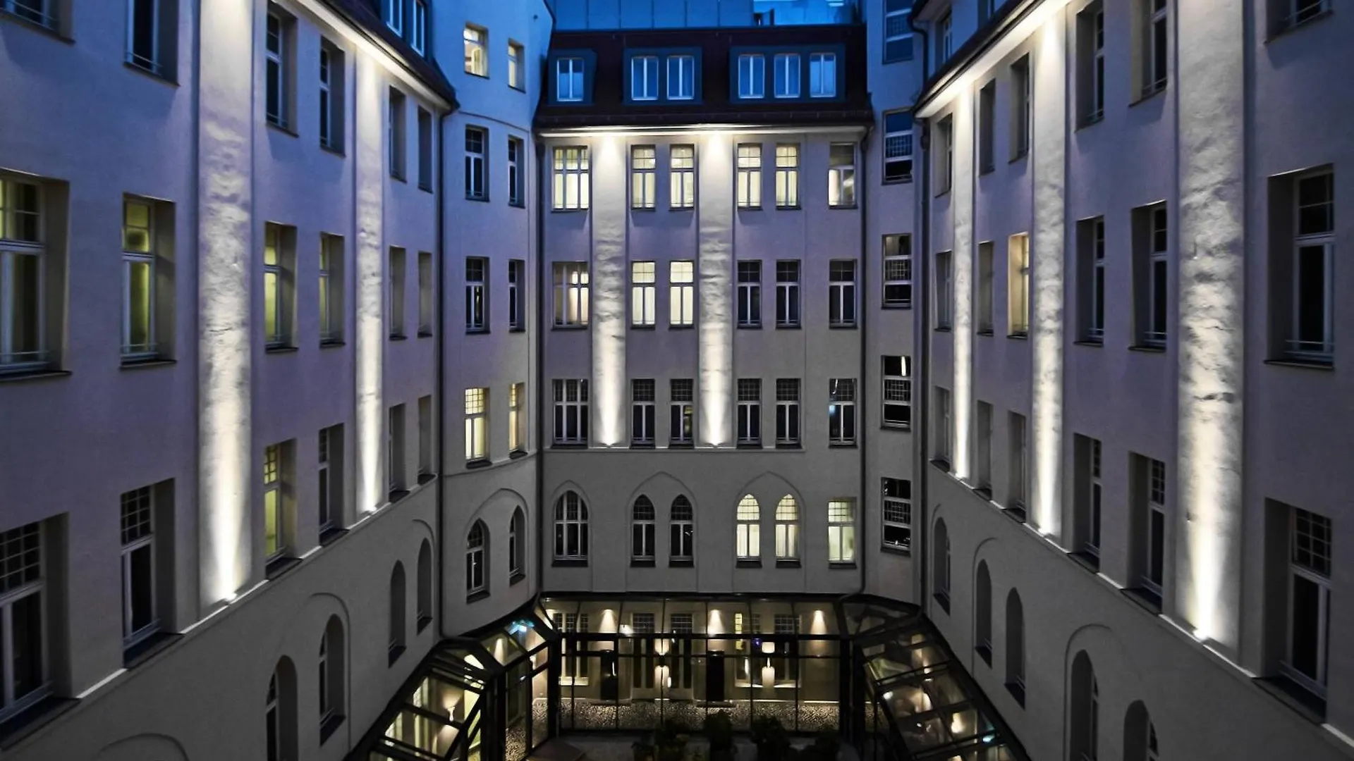 Roomers Berlin Steinplatz, Autograph Collection 5*,  Germania