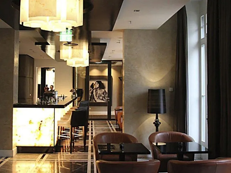 Roomers Berlin Steinplatz, Autograph Collection Germania