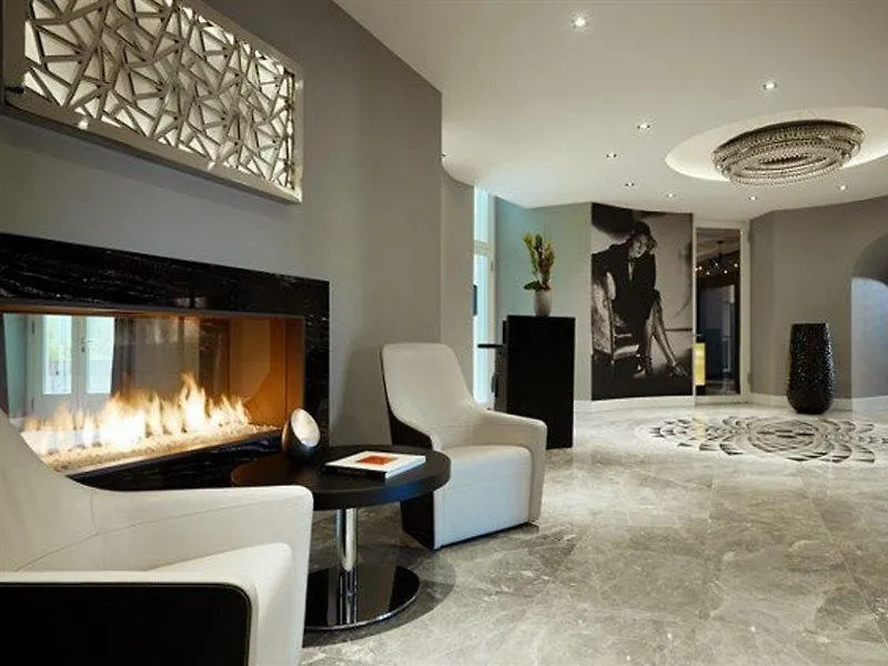 Roomers Berlin Steinplatz, Autograph Collection فندق