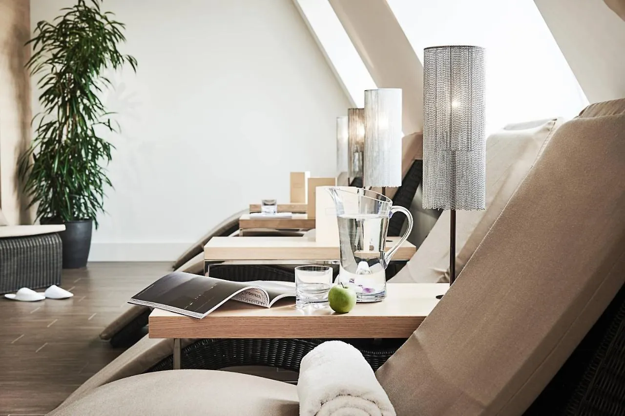 Roomers Berlin Steinplatz, Autograph Collection 5*,