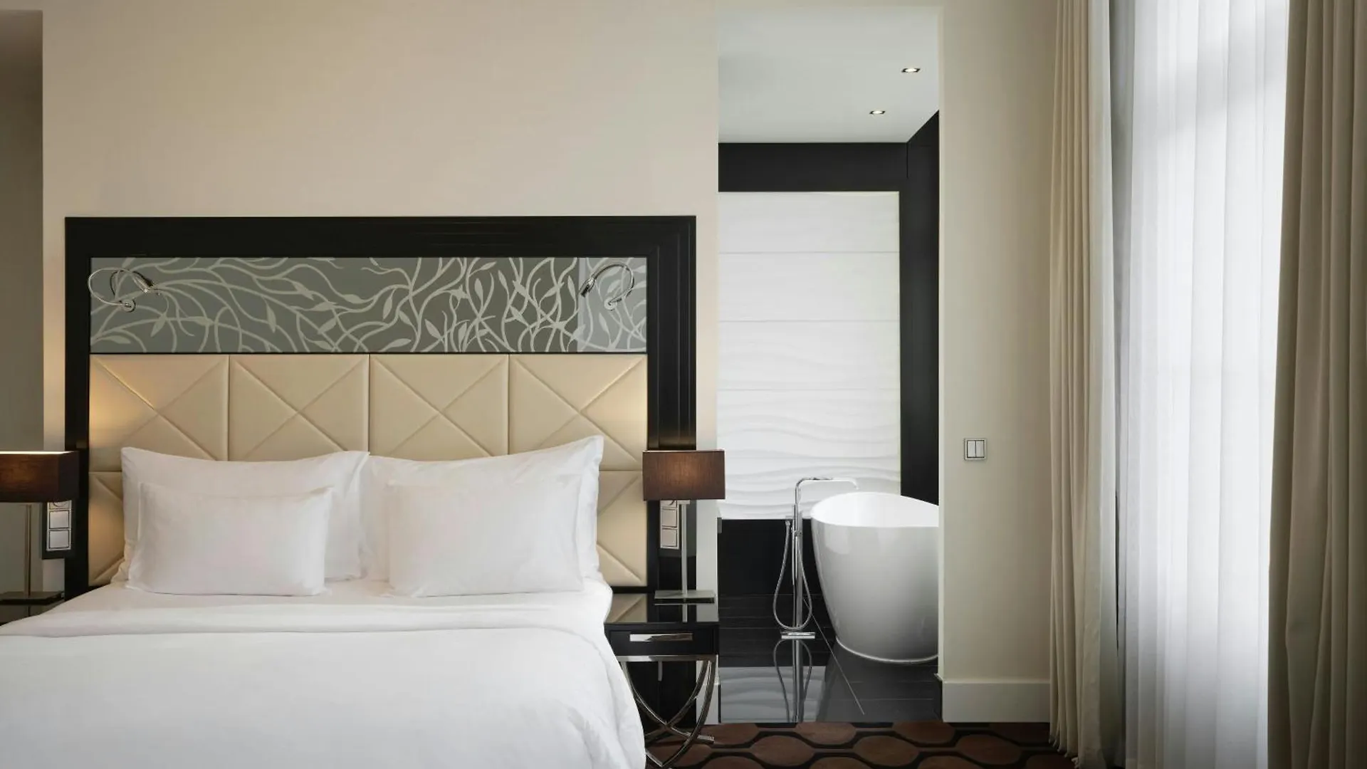 Roomers Berlin Steinplatz, Autograph Collection Hotel