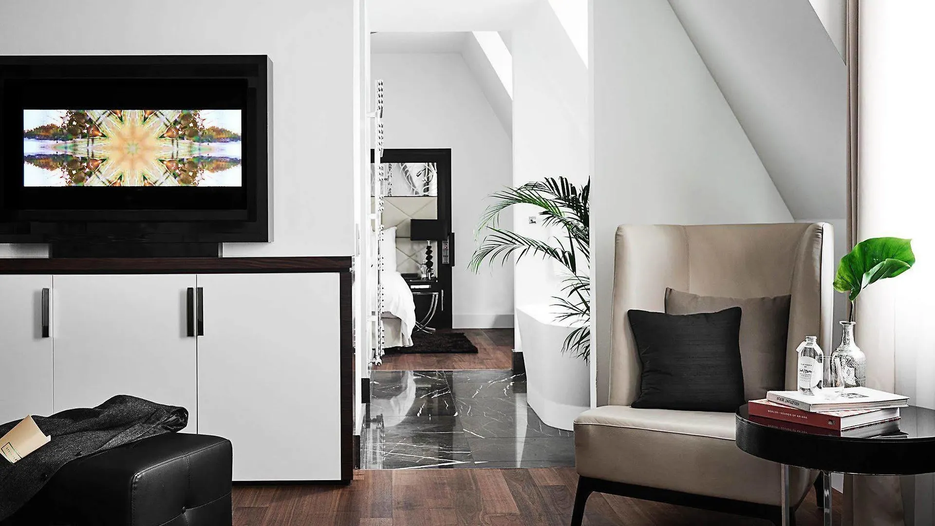 Hotel Roomers Berlin Steinplatz, Autograph Collection